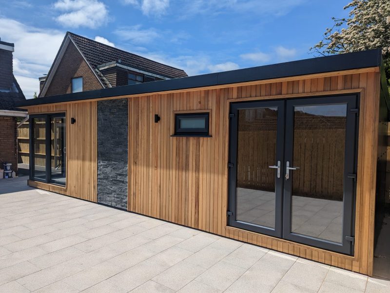 can garden room have toilet